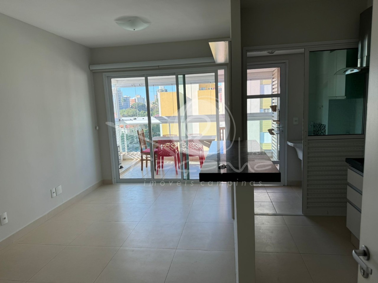 Apartamento à venda com 2 quartos, 65m² - Foto 1