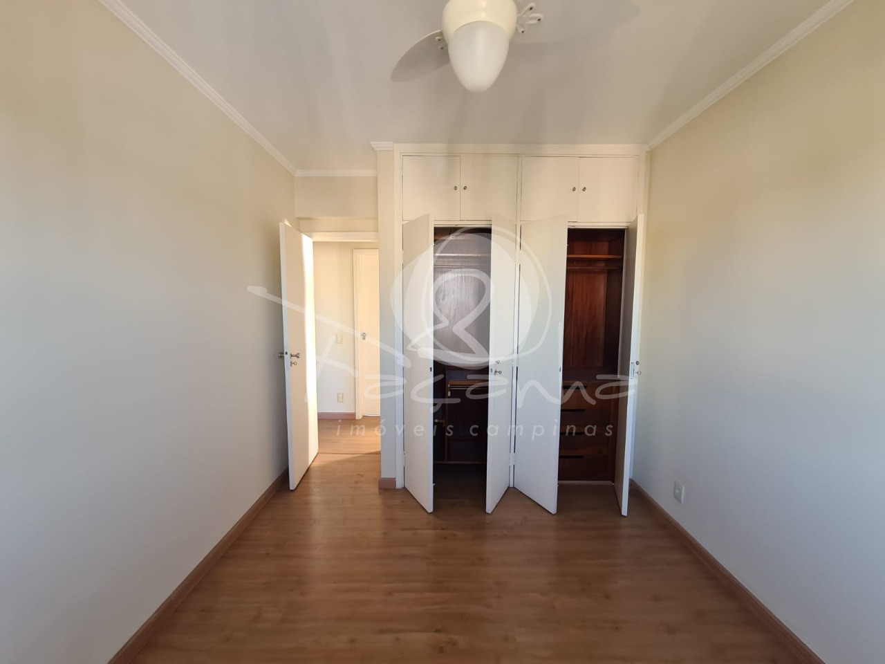 Apartamento à venda com 3 quartos, 111m² - Foto 12