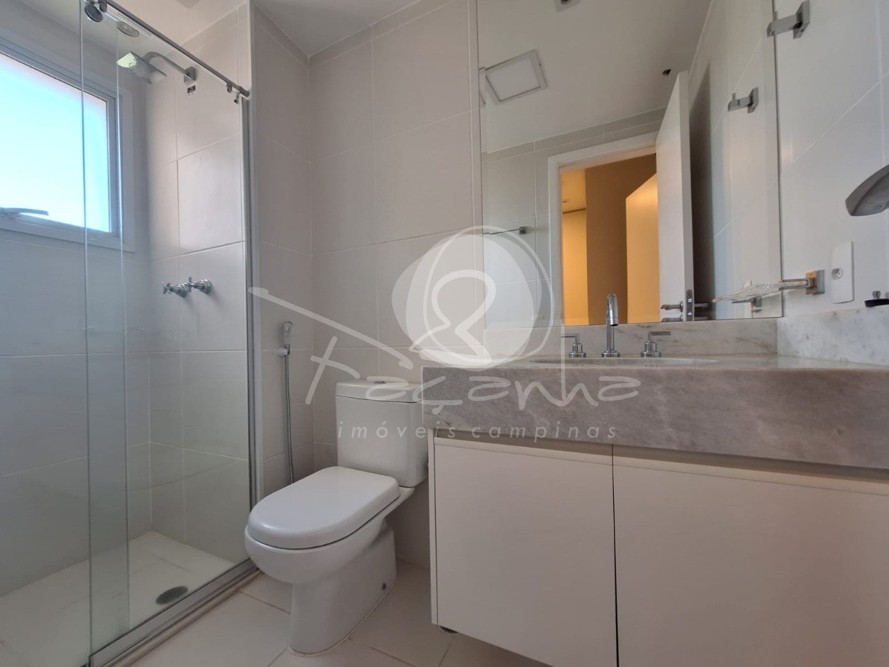 Apartamento à venda com 3 quartos, 189m² - Foto 18