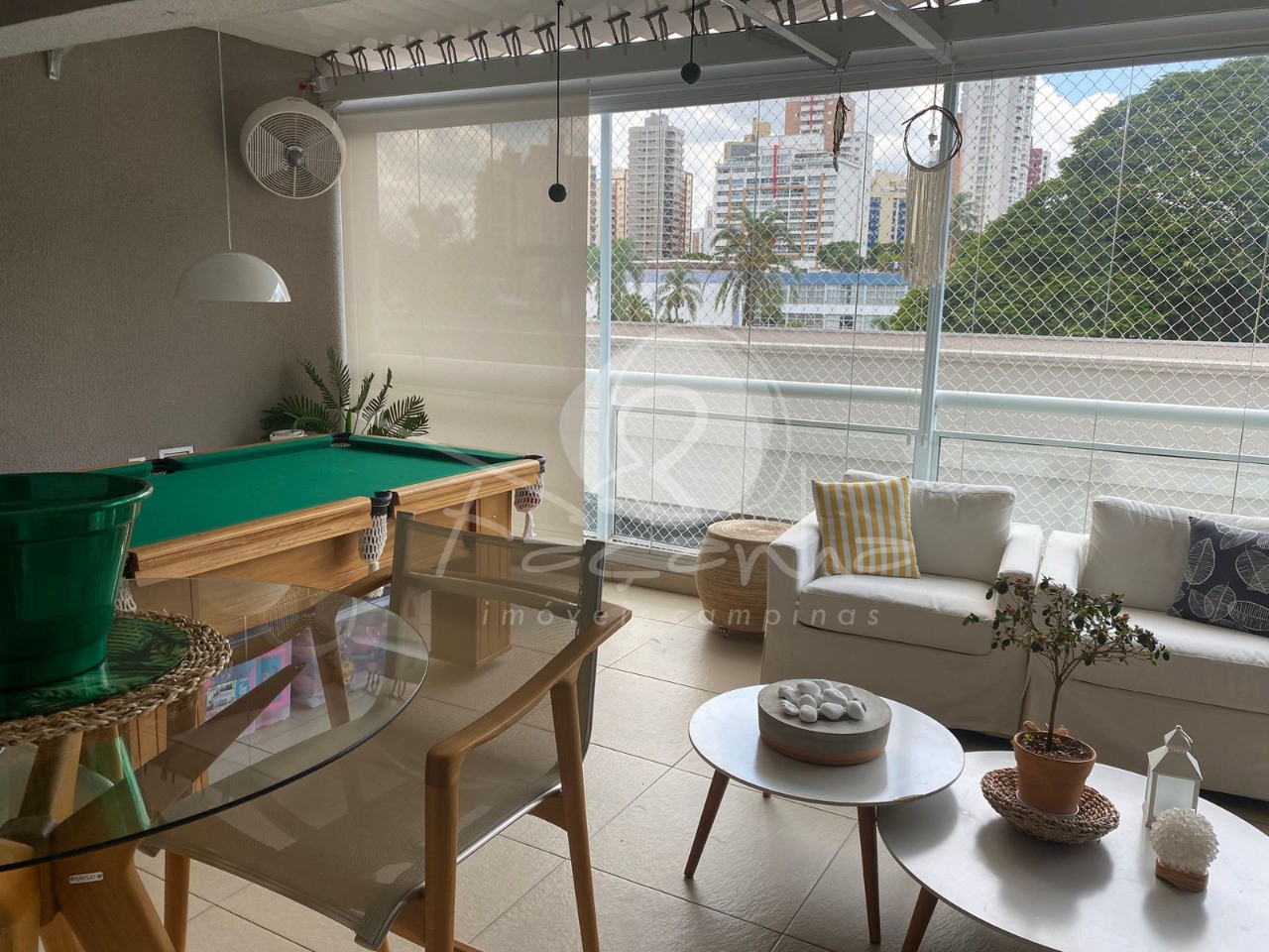 Apartamento à venda com 3 quartos, 122m² - Foto 2