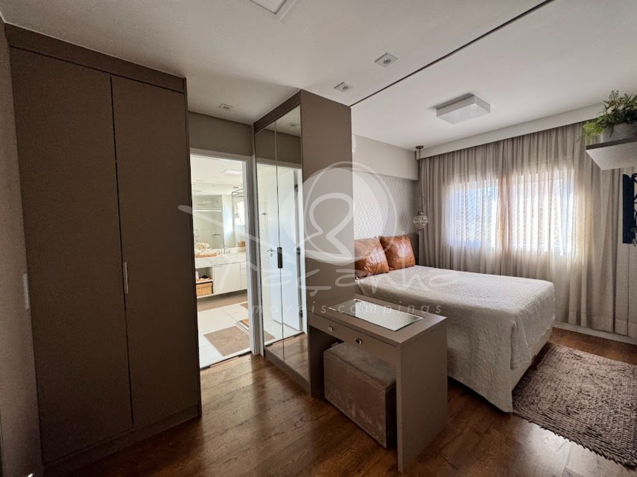 Apartamento à venda com 4 quartos, 189m² - Foto 17