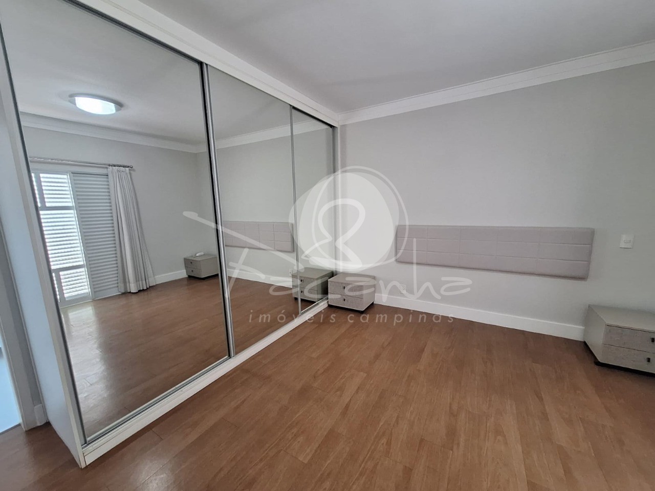 Casa de Condomínio à venda com 3 quartos, 250m² - Foto 18