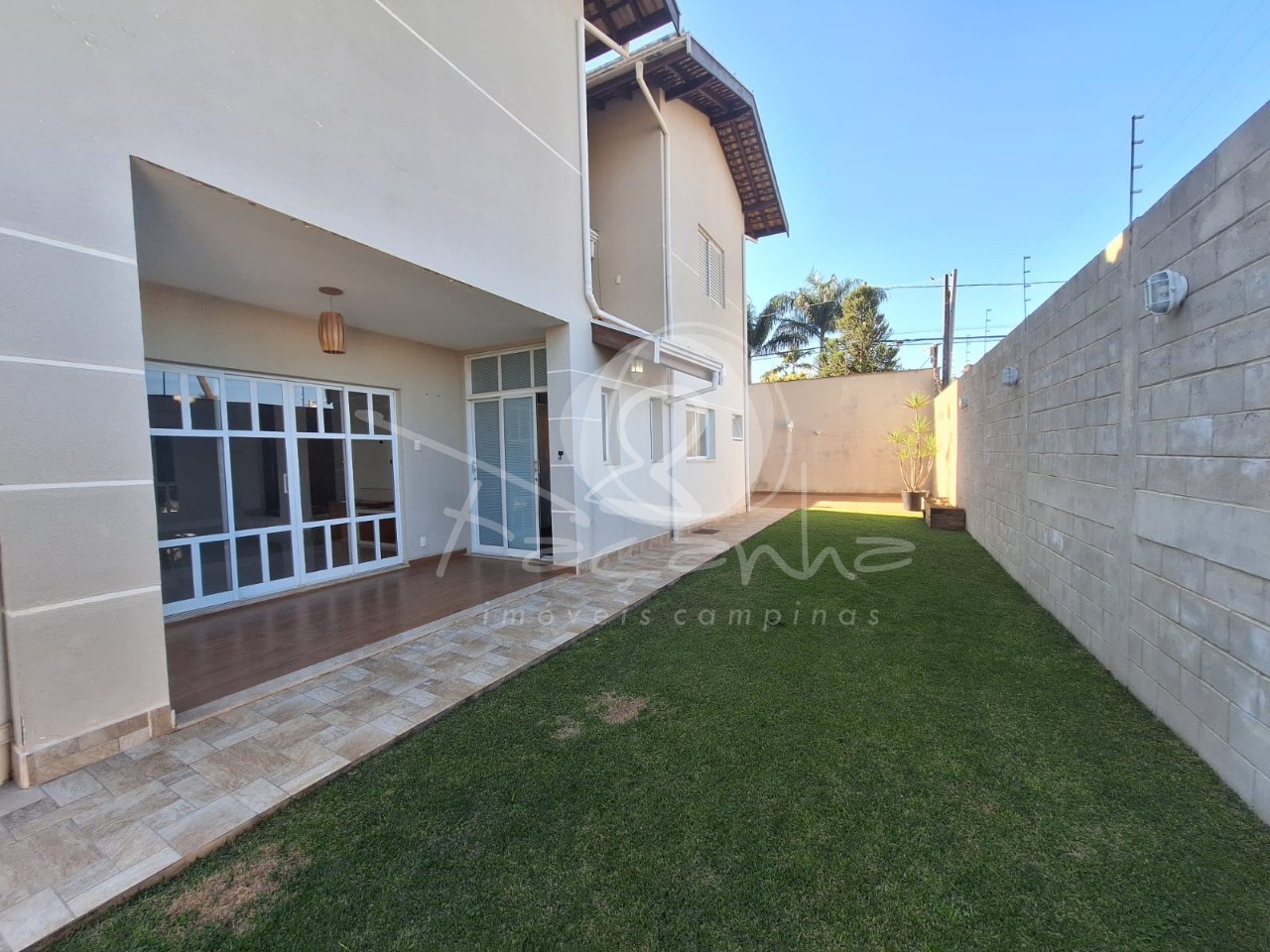 Casa de Condomínio à venda com 3 quartos, 250m² - Foto 30