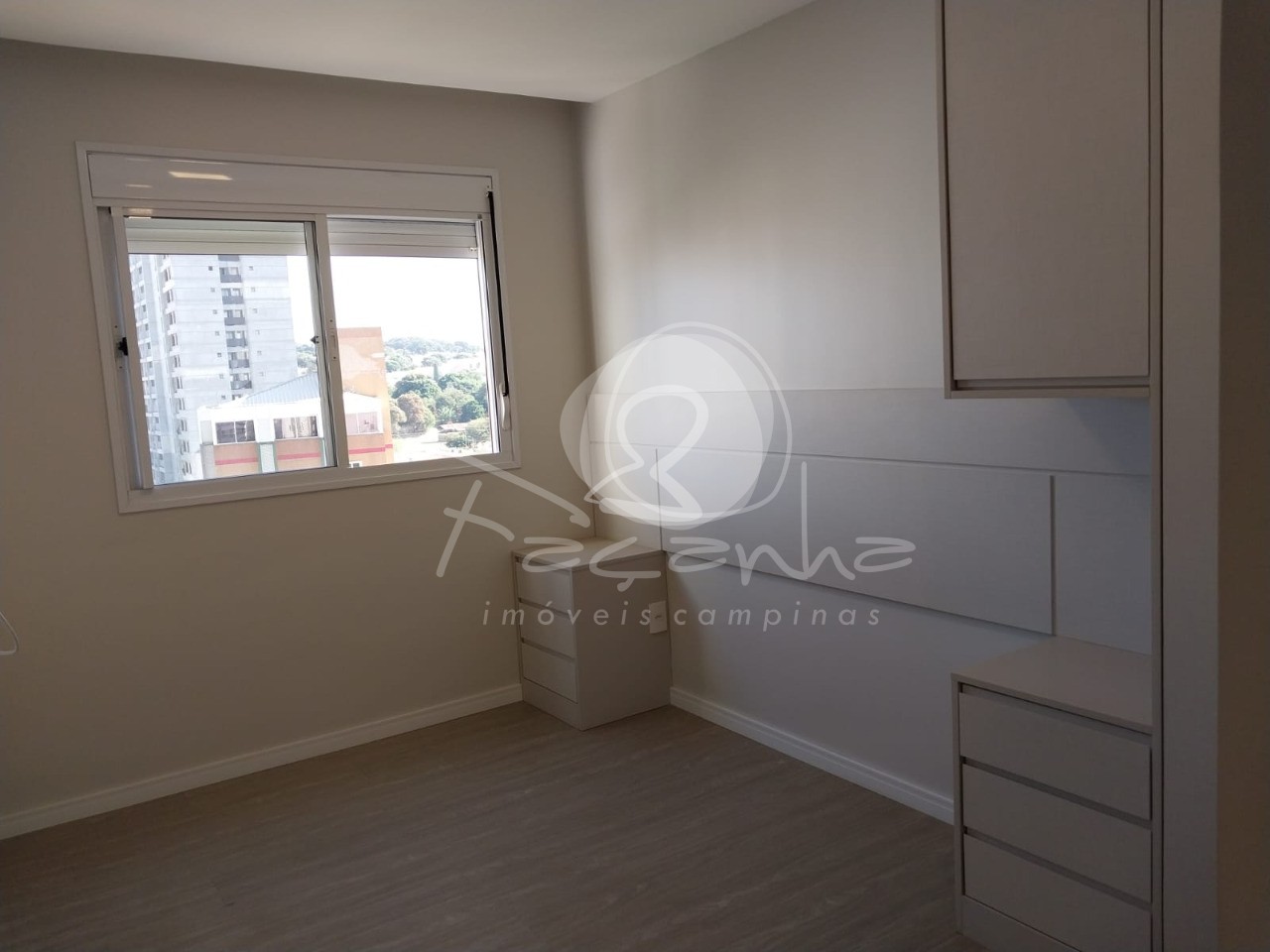 Apartamento à venda com 2 quartos, 62m² - Foto 2