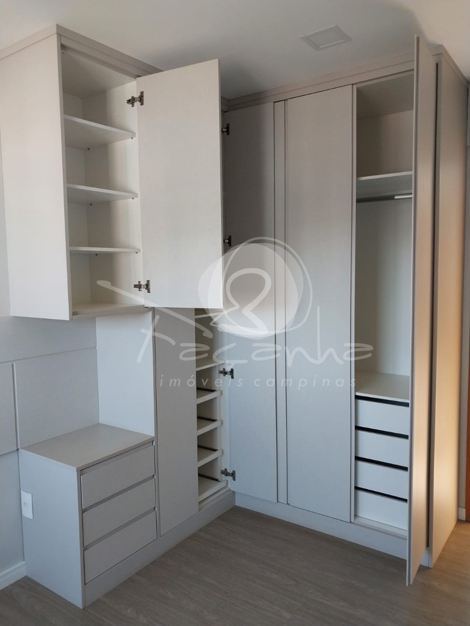 Apartamento à venda com 2 quartos, 62m² - Foto 12