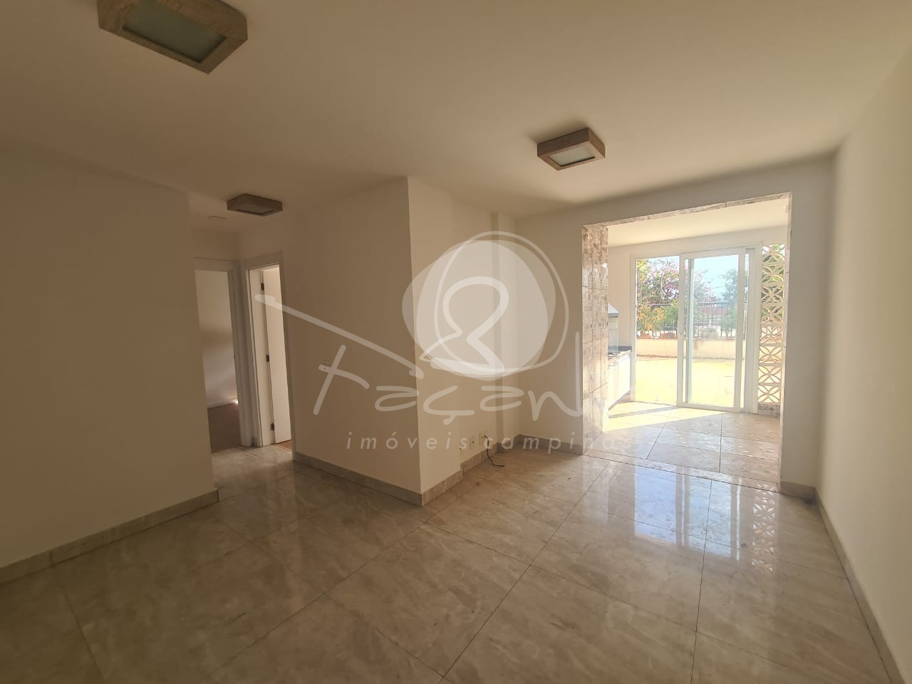 Apartamento à venda e aluguel com 2 quartos, 68m² - Foto 1