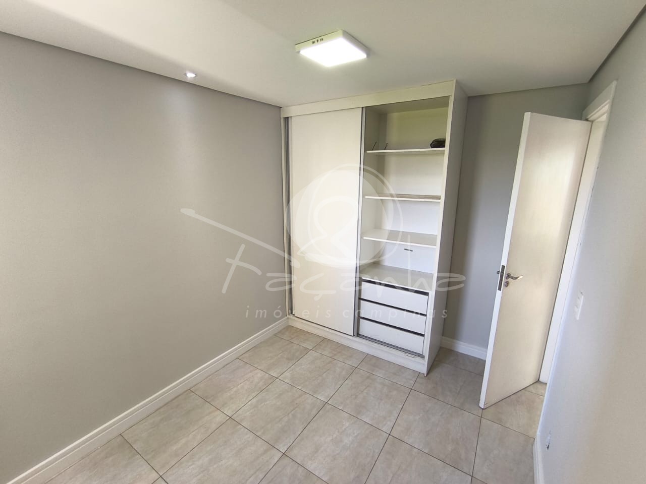 Apartamento à venda com 3 quartos, 67m² - Foto 8