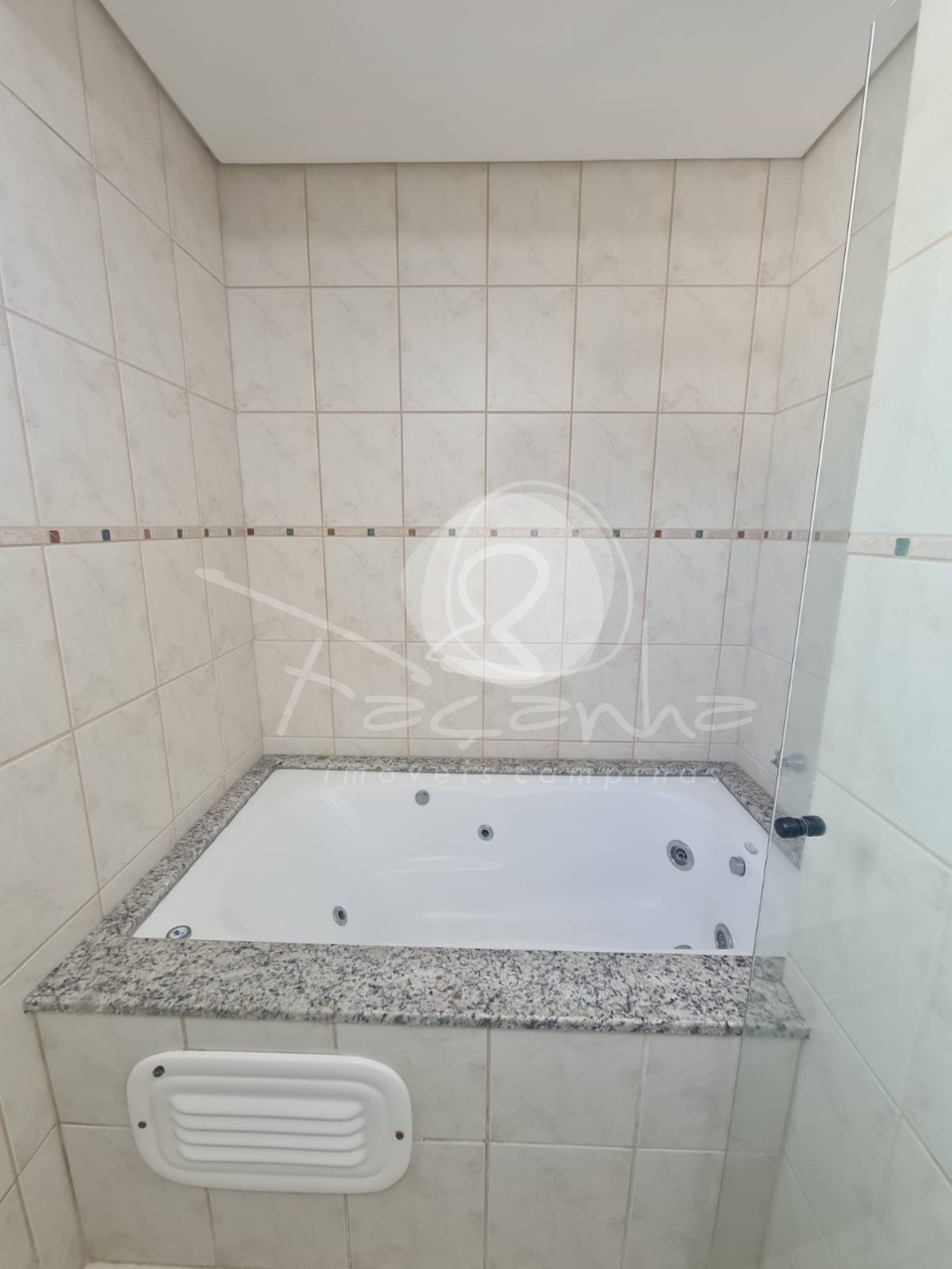 Apartamento para alugar com 4 quartos, 130m² - Foto 18