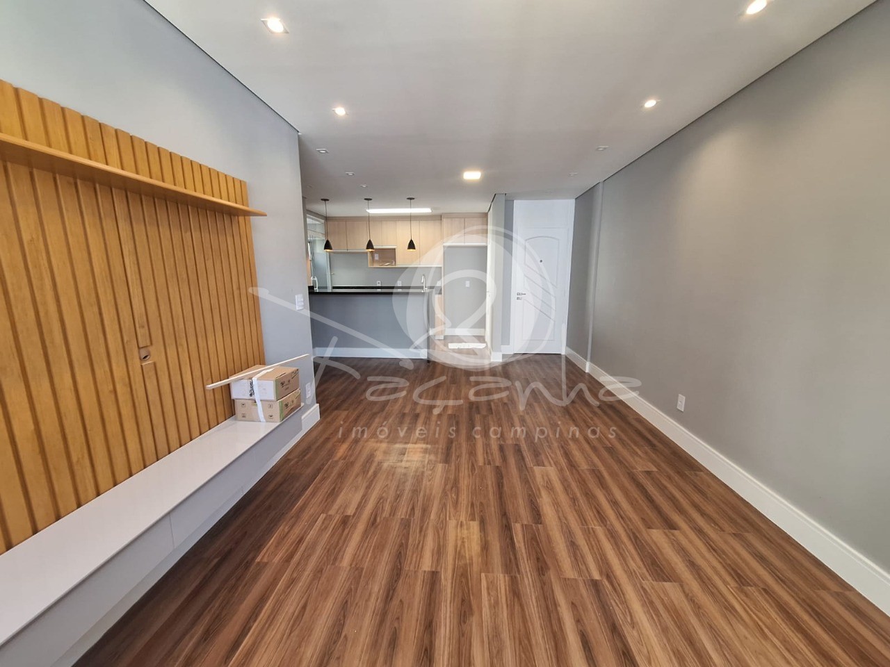 Apartamento à venda com 3 quartos, 100m² - Foto 1