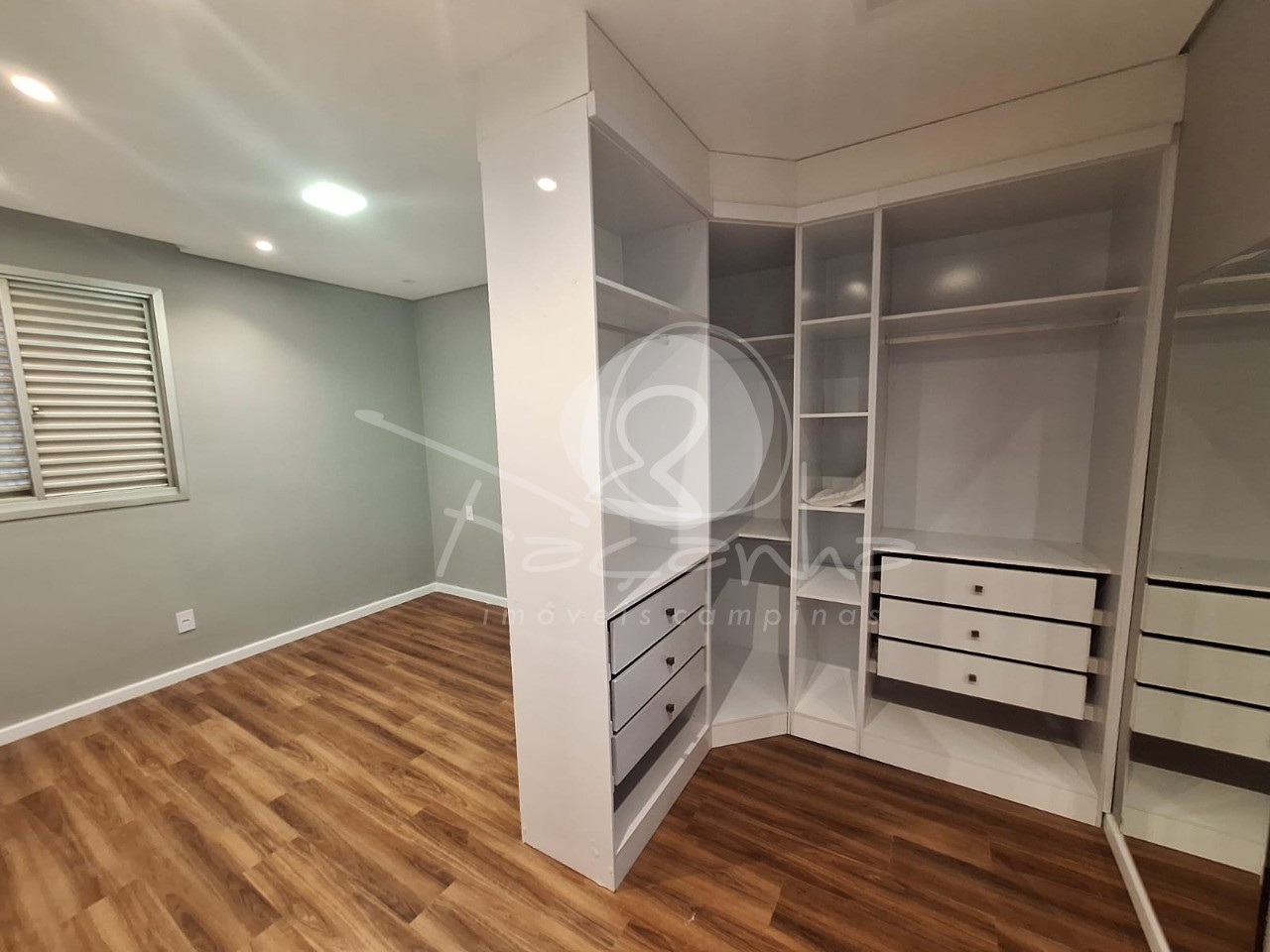 Apartamento à venda com 3 quartos, 100m² - Foto 11