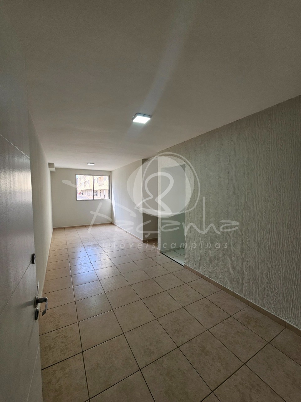 Apartamento à venda com 2 quartos, 56m² - Foto 1