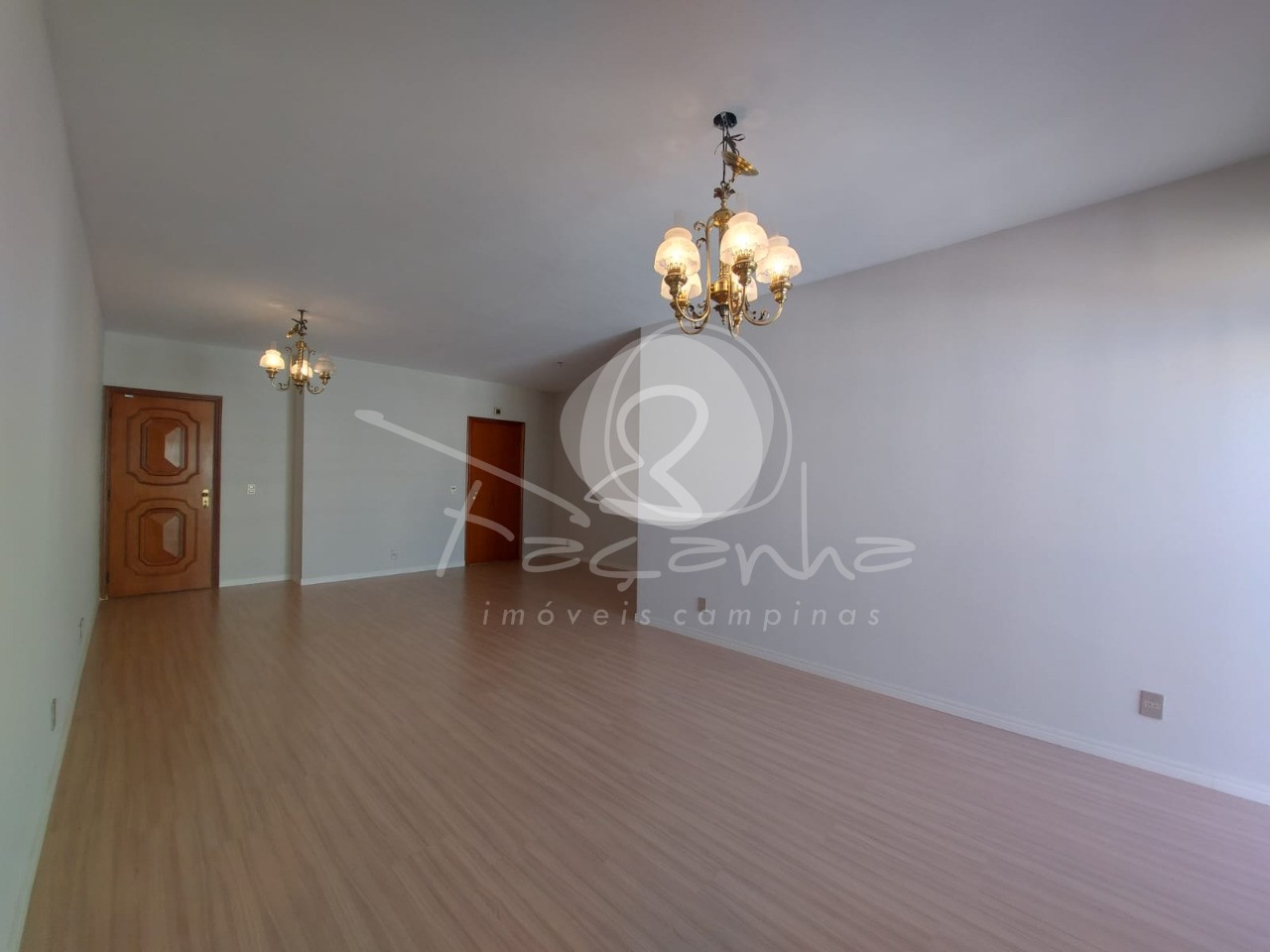 Apartamento à venda e aluguel com 3 quartos, 136m² - Foto 2