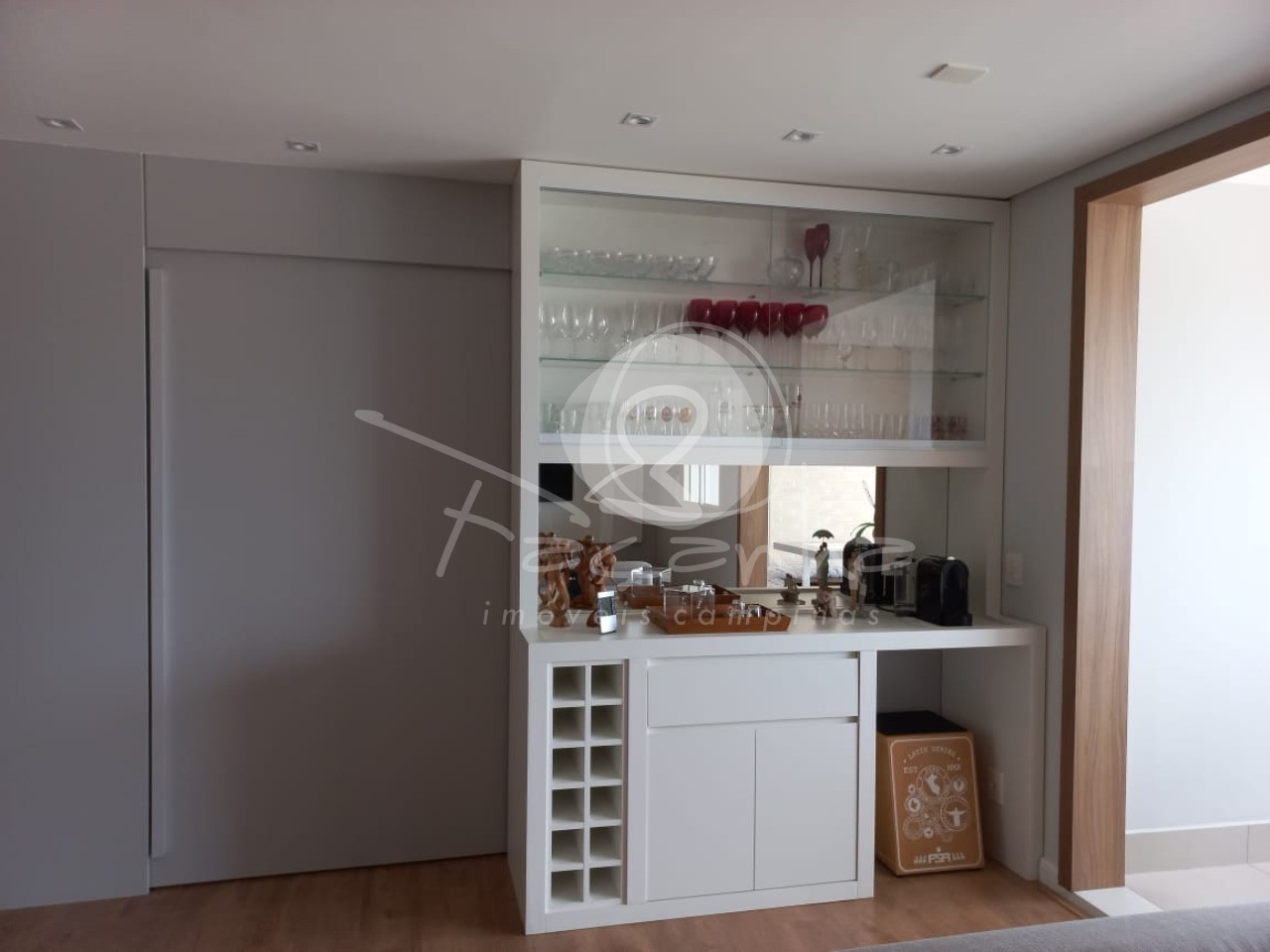 Apartamento à venda com 3 quartos, 106m² - Foto 4