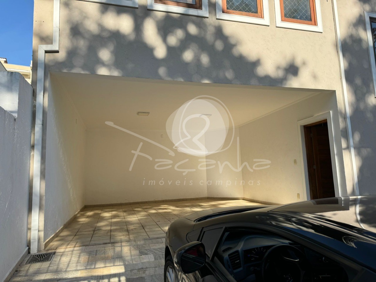 Casa à venda e aluguel com 3 quartos, 365m² - Foto 3