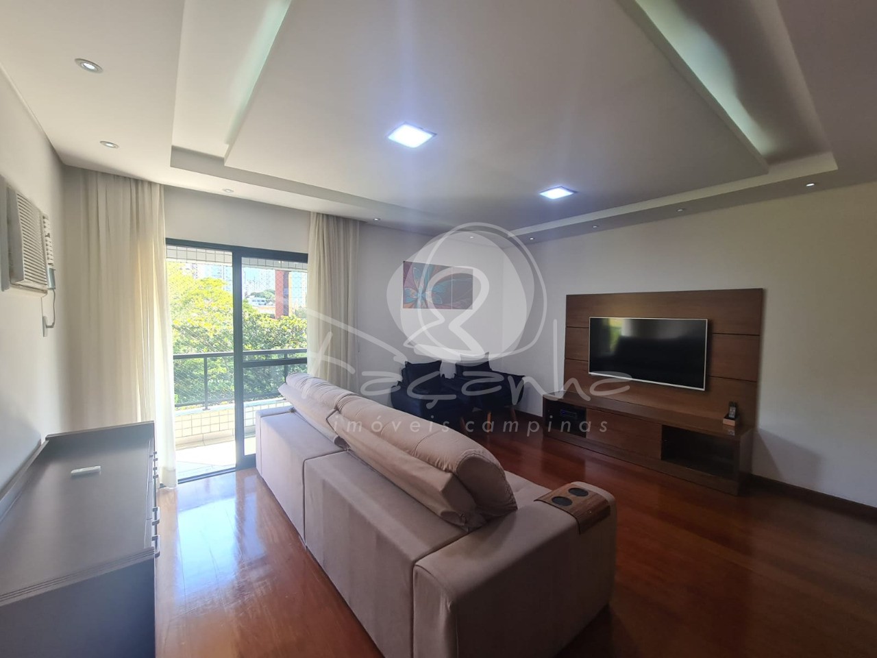 Apartamento para alugar com 4 quartos, 130m² - Foto 4