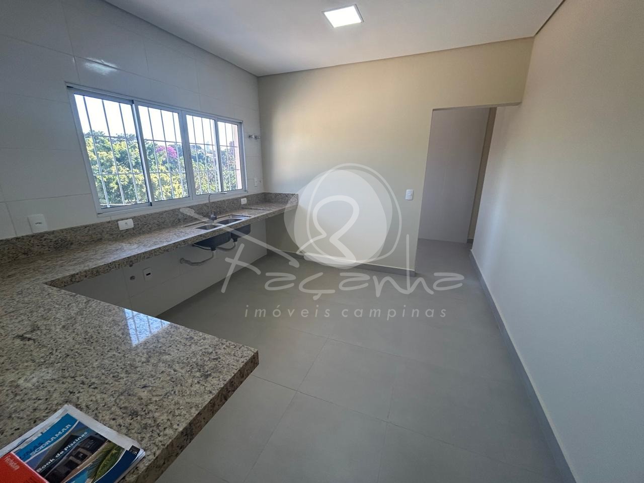 Sobrado à venda com 4 quartos, 372m² - Foto 27