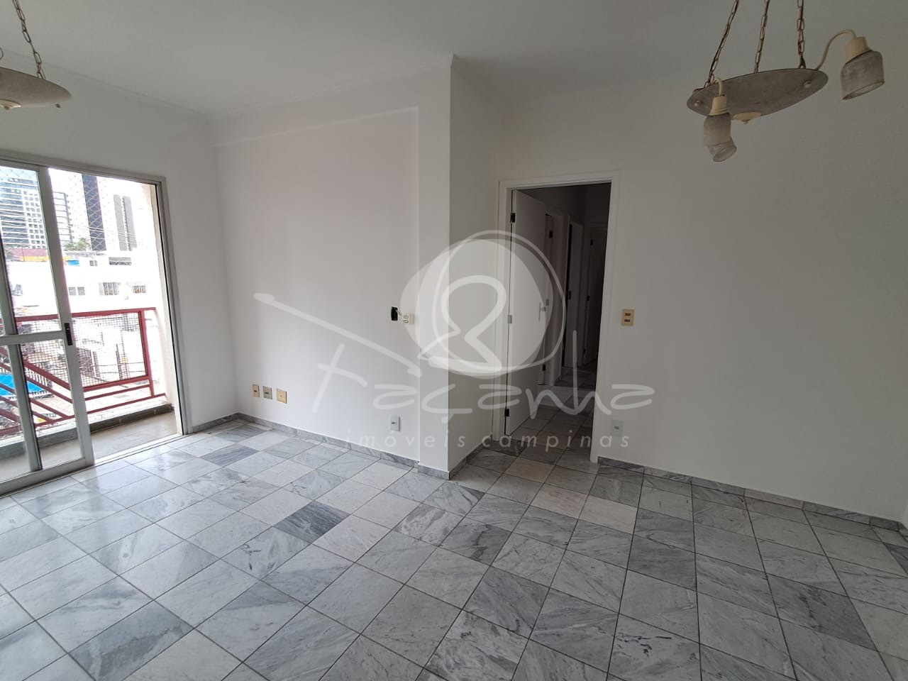 Apartamento à venda com 3 quartos, 84m² - Foto 4