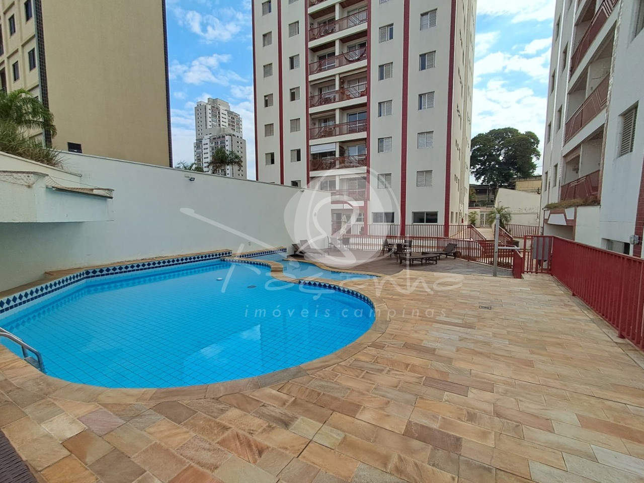 Apartamento à venda com 3 quartos, 84m² - Foto 25