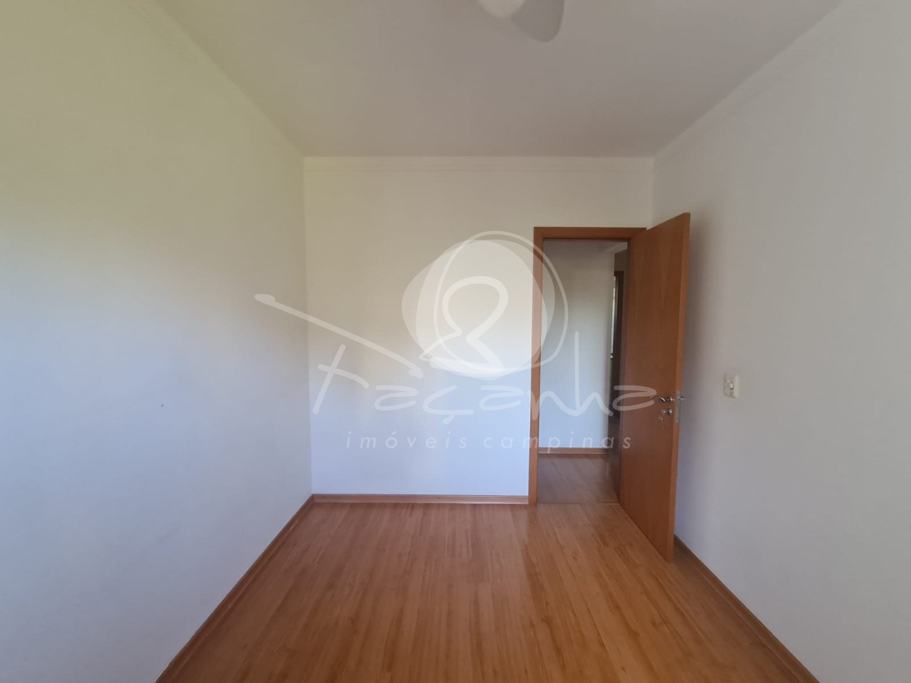 Apartamento para alugar com 4 quartos, 130m² - Foto 12