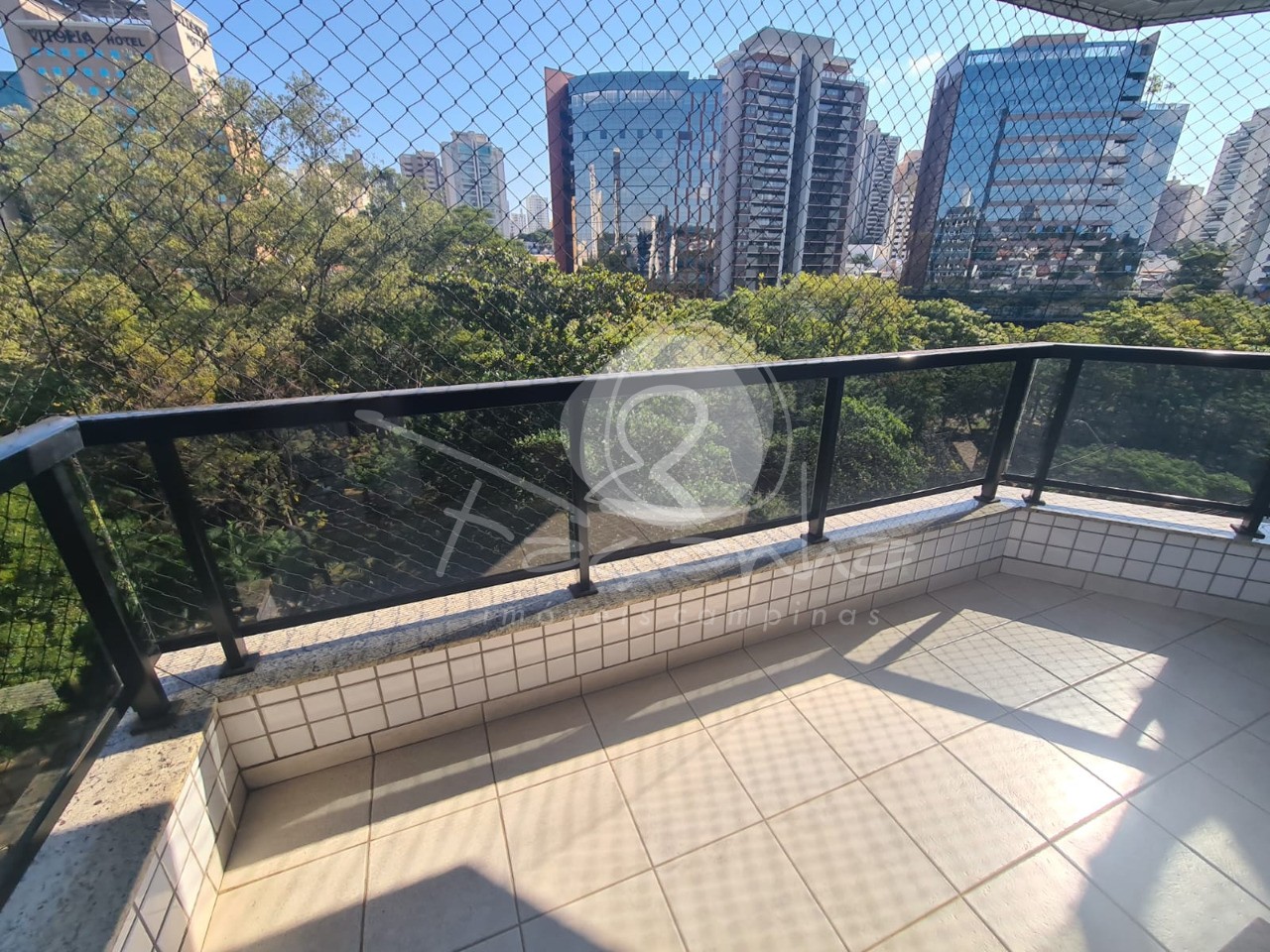 Apartamento para alugar com 4 quartos, 130m² - Foto 8