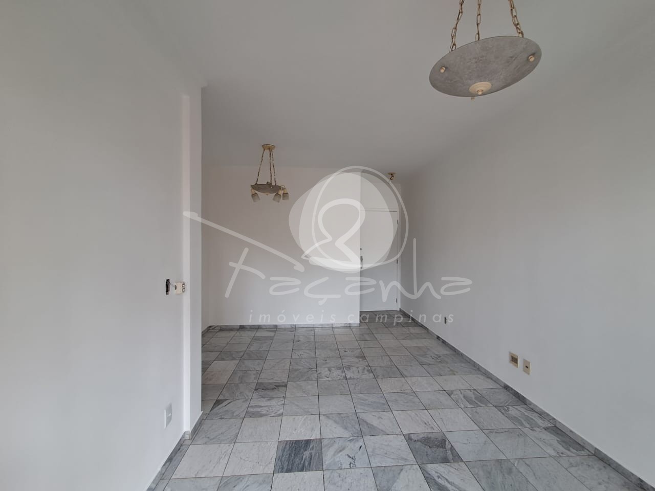 Apartamento à venda com 3 quartos, 84m² - Foto 8