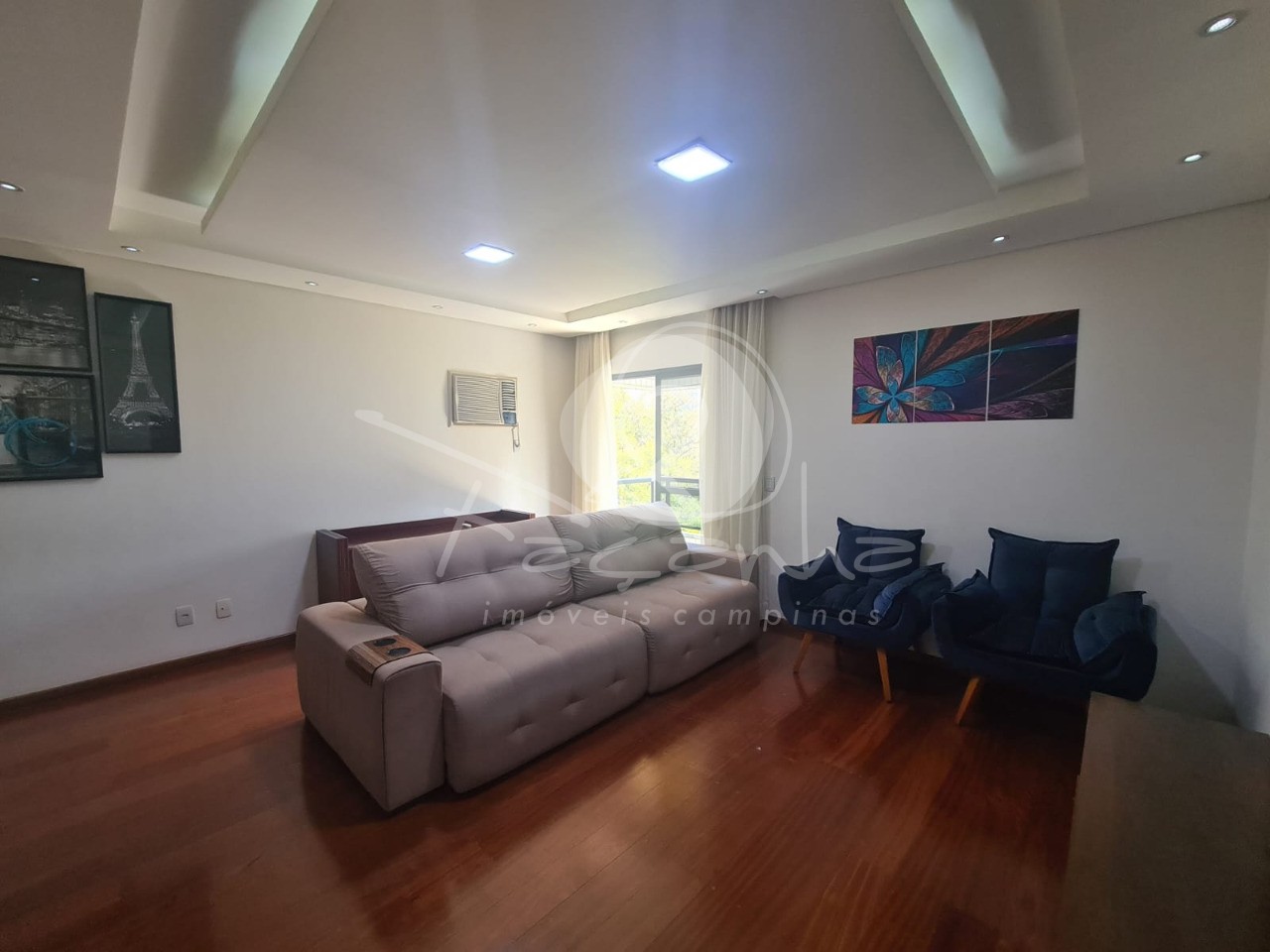 Apartamento para alugar com 4 quartos, 130m² - Foto 2