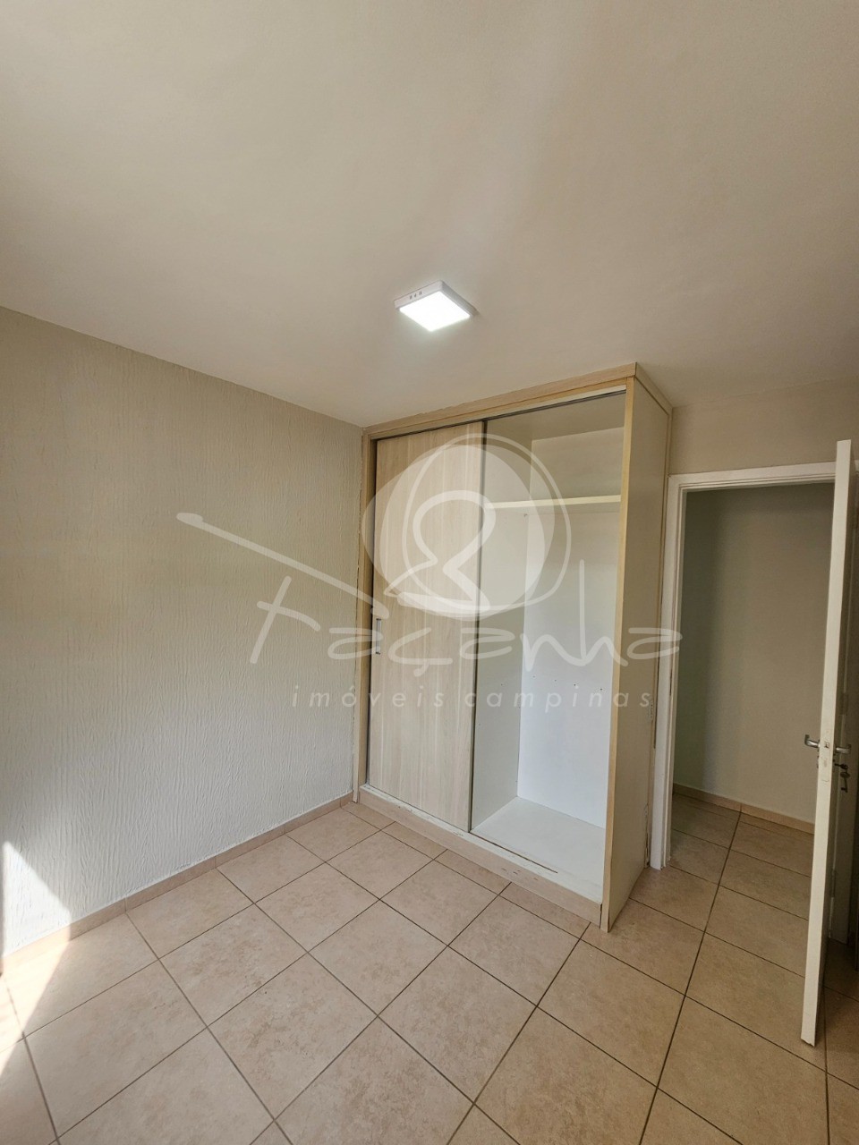 Apartamento à venda com 2 quartos, 56m² - Foto 6