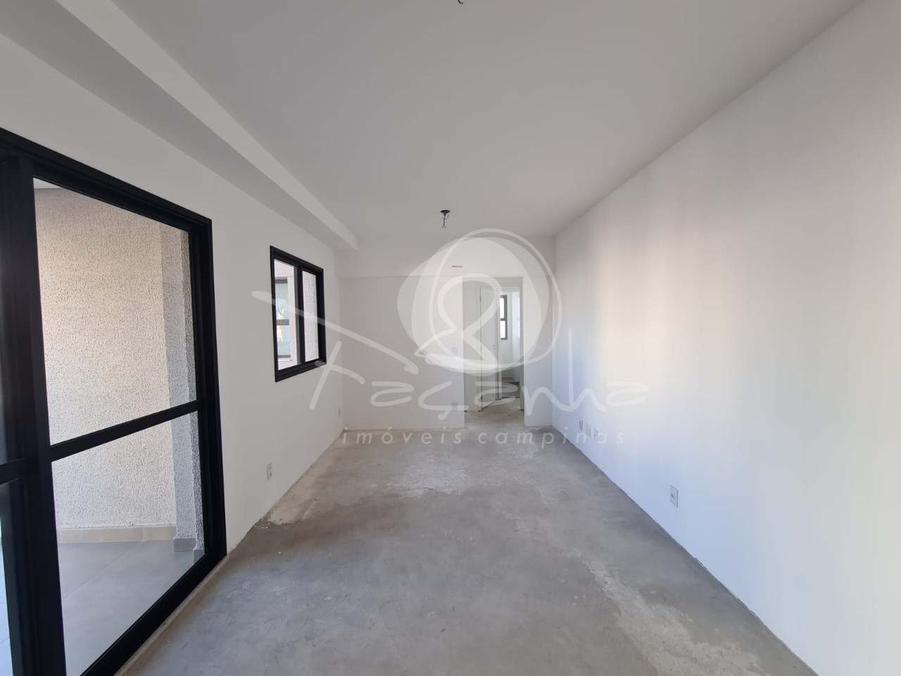 Apartamento à venda com 2 quartos, 68m² - Foto 1