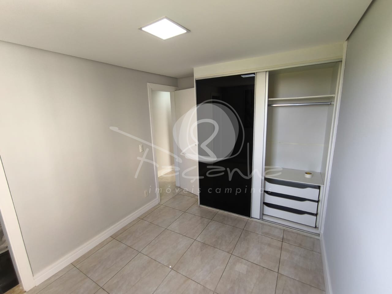 Apartamento à venda com 3 quartos, 67m² - Foto 9