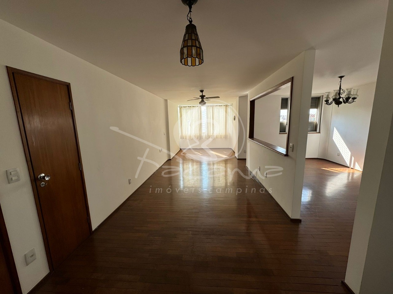 Apartamento à venda com 2 quartos, 135m² - Foto 3