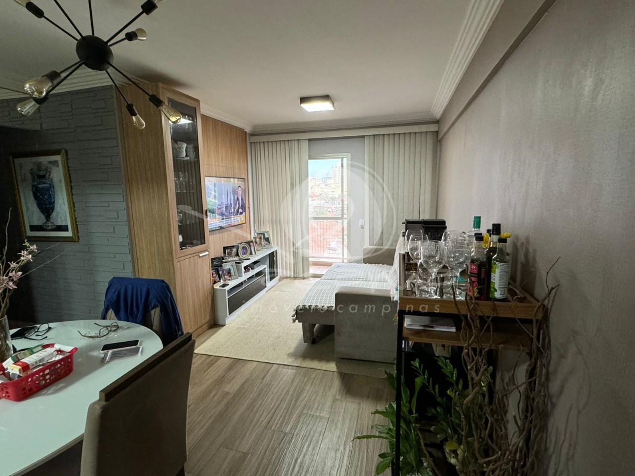 Apartamento à venda com 3 quartos, 90m² - Foto 1