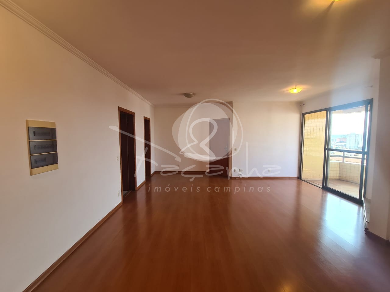 Apartamento à venda com 3 quartos, 117m² - Foto 5