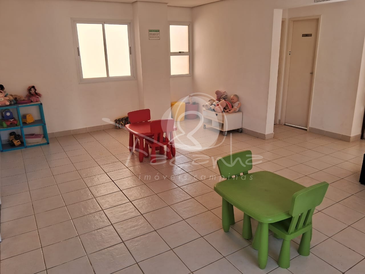 Apartamento à venda com 3 quartos, 76m² - Foto 21