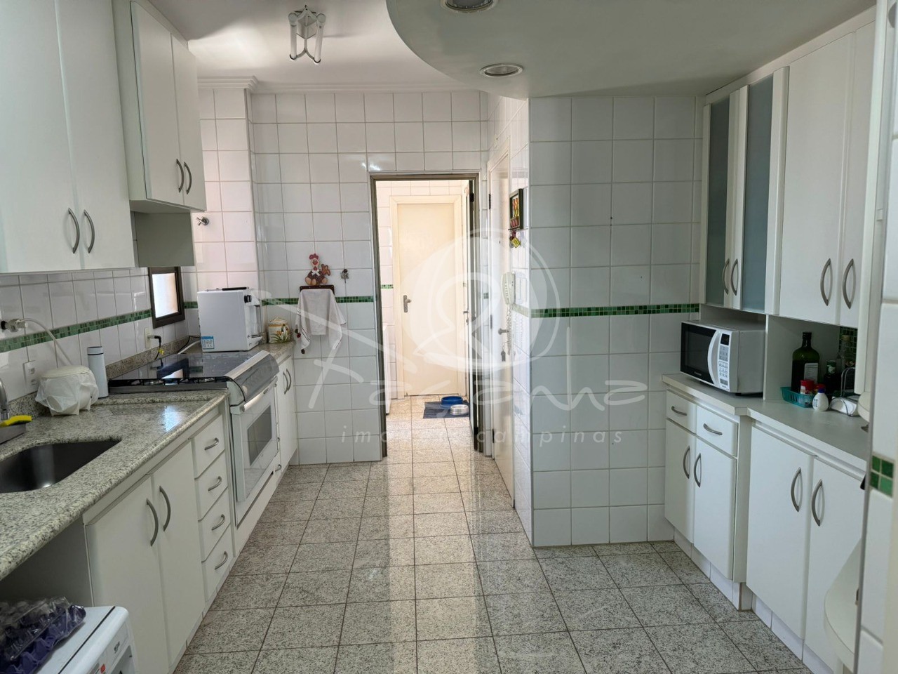 Apartamento à venda com 3 quartos, 117m² - Foto 19