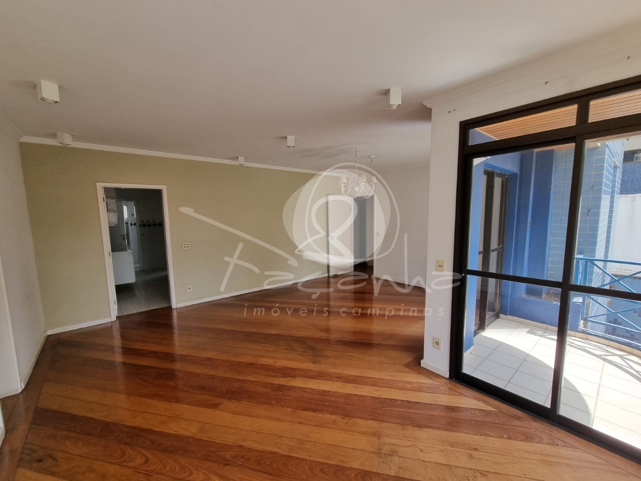 Apartamento à venda e aluguel com 3 quartos, 125m² - Foto 5