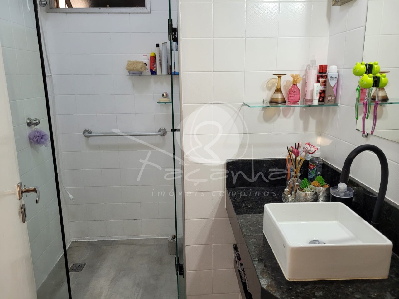 Apartamento à venda com 3 quartos, 86m² - Foto 9