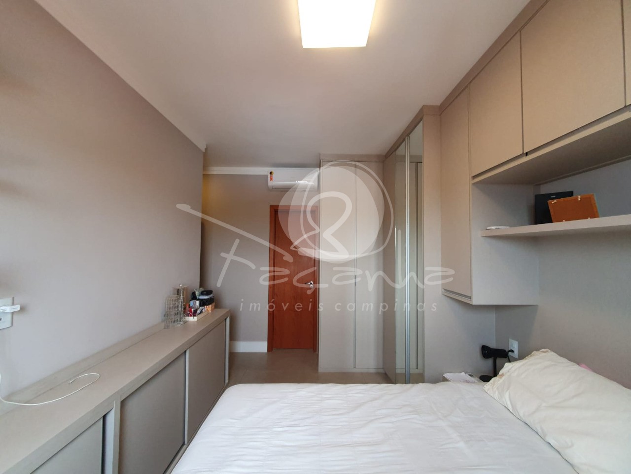 Apartamento à venda com 2 quartos, 60m² - Foto 8