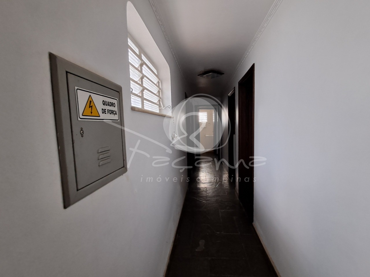 Casa à venda com 3 quartos, 450m² - Foto 16