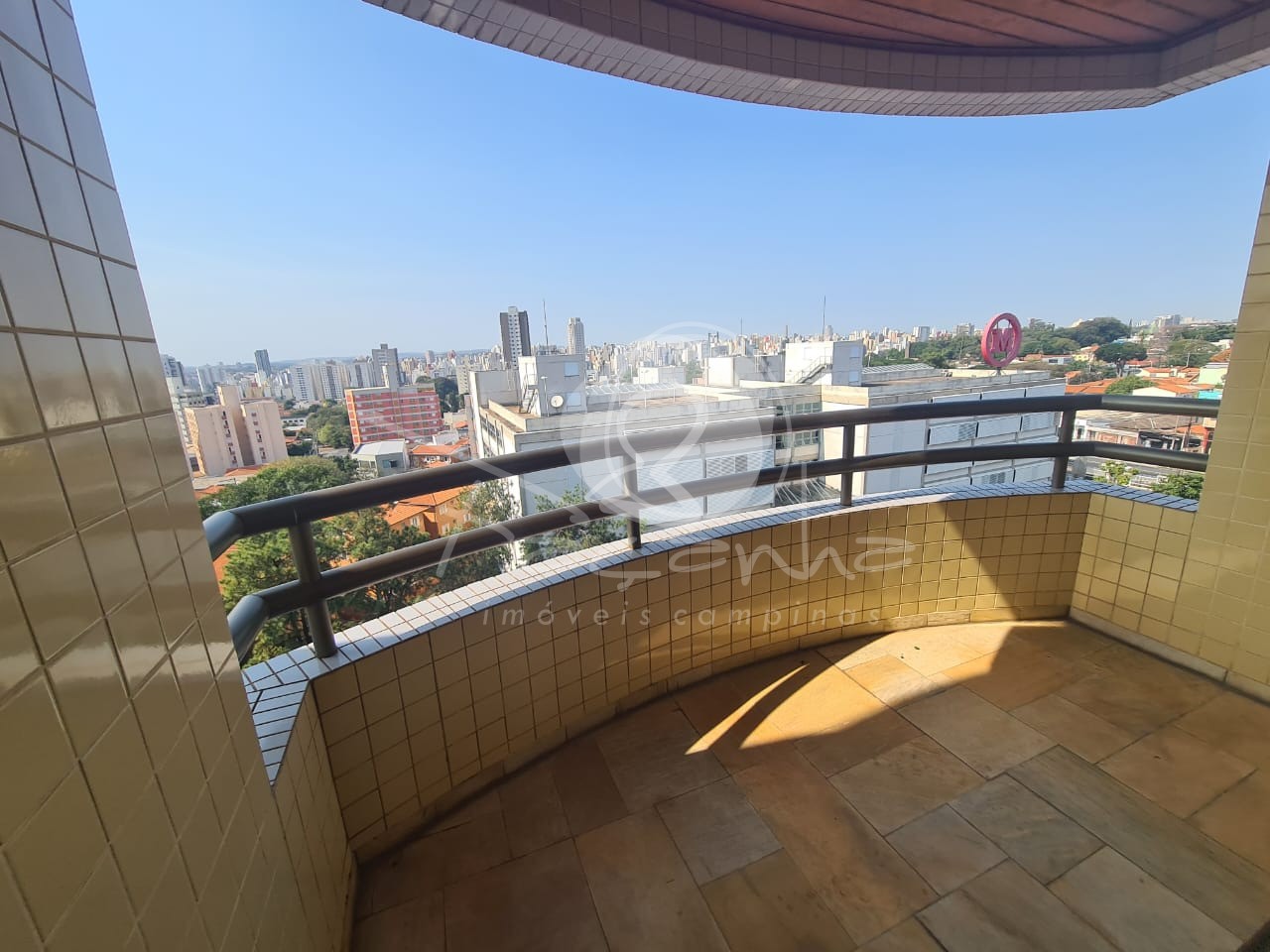 Apartamento à venda com 3 quartos, 117m² - Foto 7