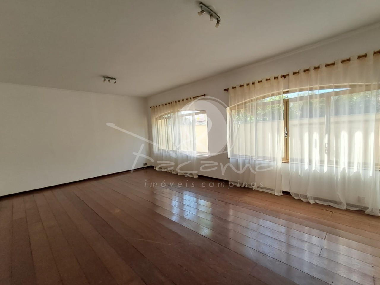 Casa de Condomínio à venda com 4 quartos, 540m² - Foto 8