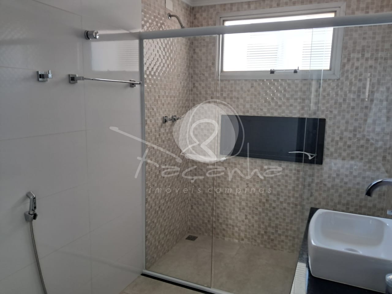 Apartamento à venda com 4 quartos, 156m² - Foto 8