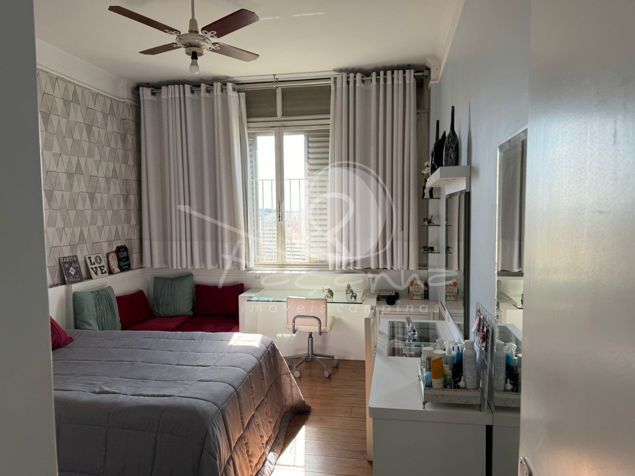 Apartamento à venda com 3 quartos, 153m² - Foto 8