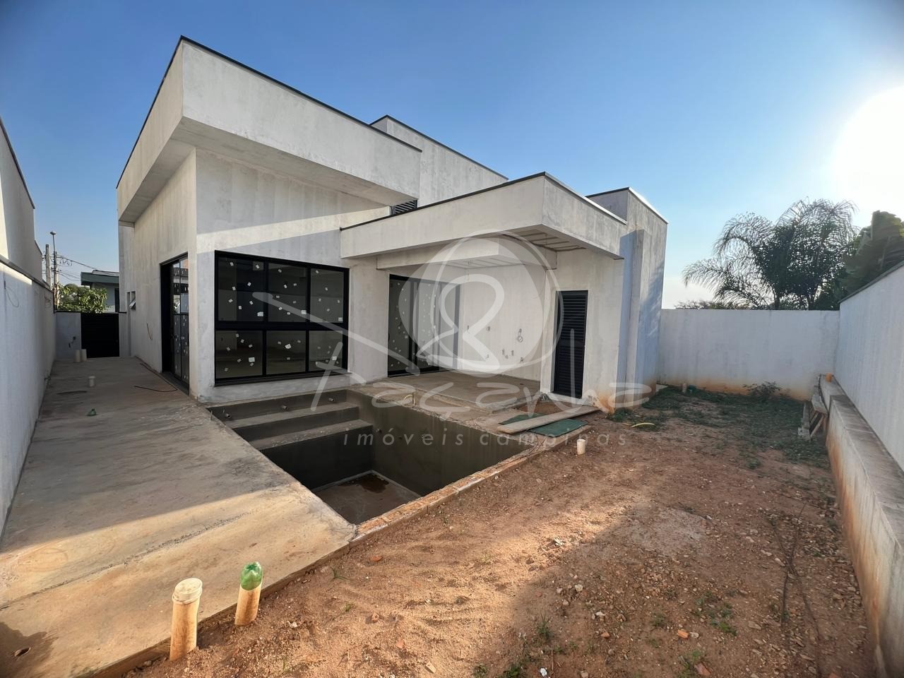 Casa de Condomínio à venda com 4 quartos, 201m² - Foto 3