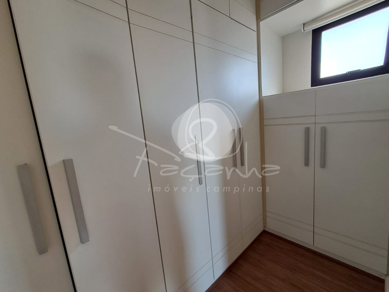 Apartamento para alugar com 4 quartos, 200m² - Foto 22