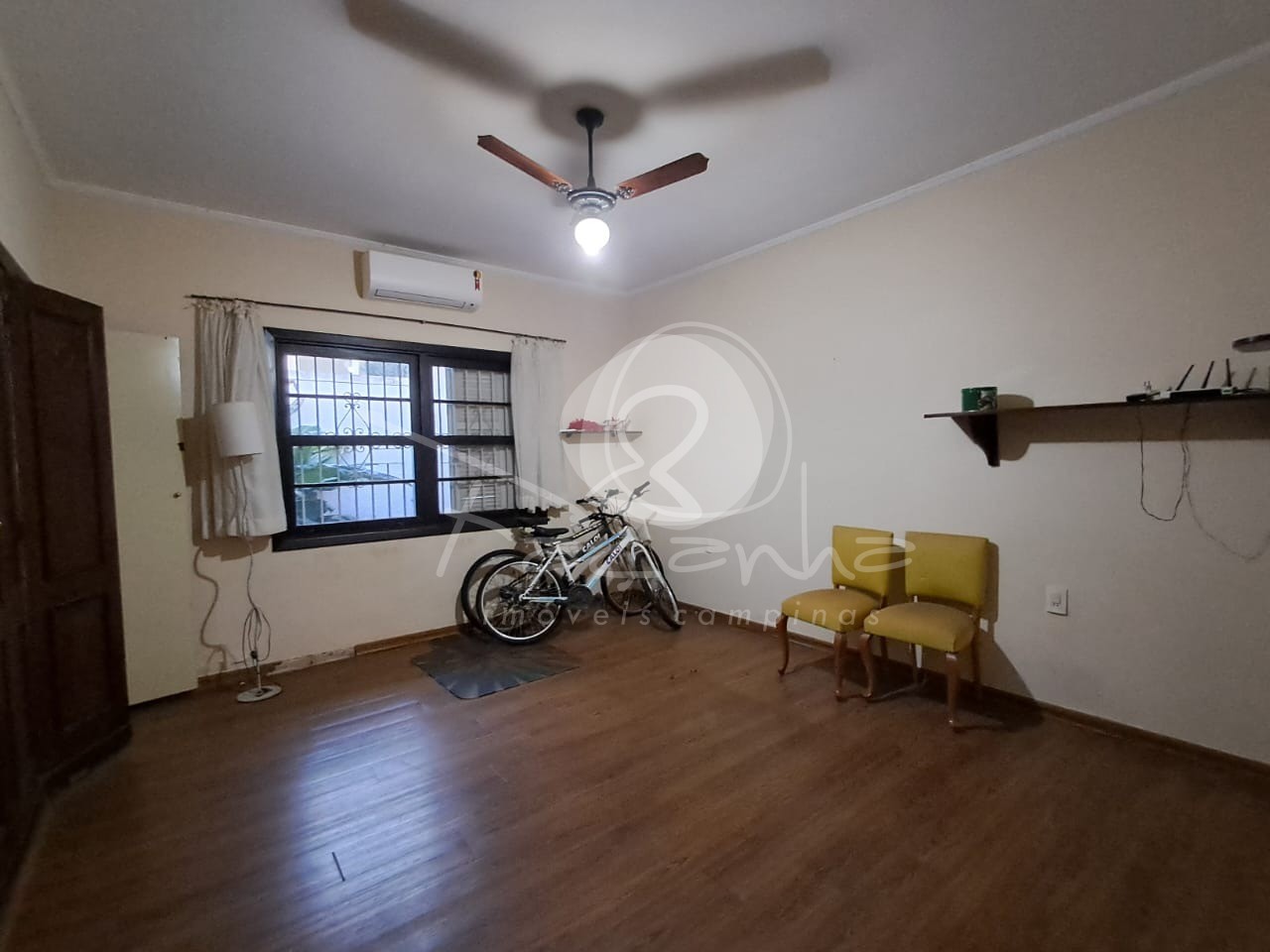 Casa à venda com 2 quartos, 600m² - Foto 17