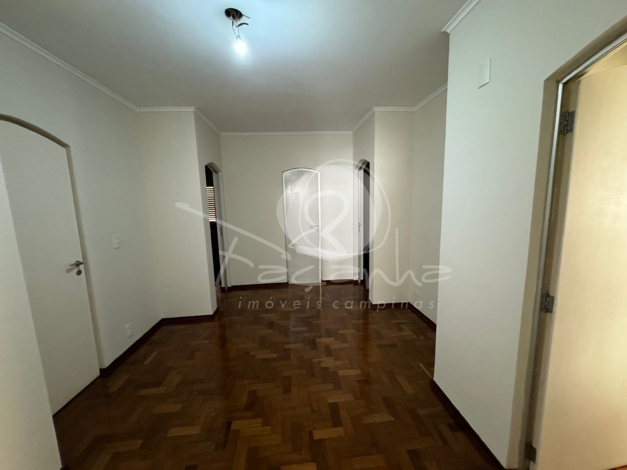 Apartamento à venda com 3 quartos, 170m² - Foto 6