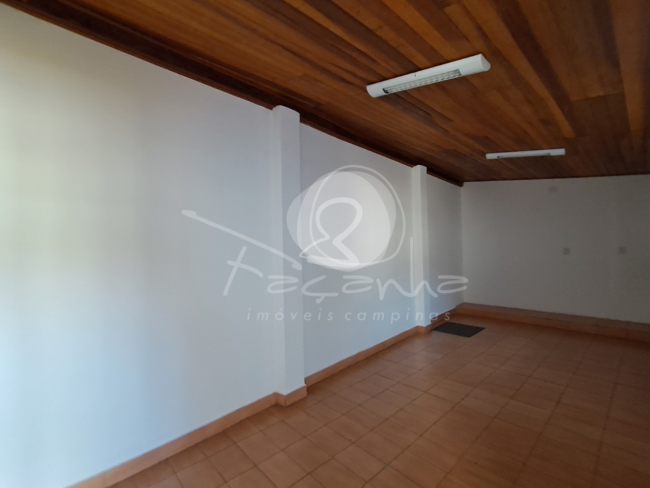 Casa à venda com 3 quartos, 450m² - Foto 11