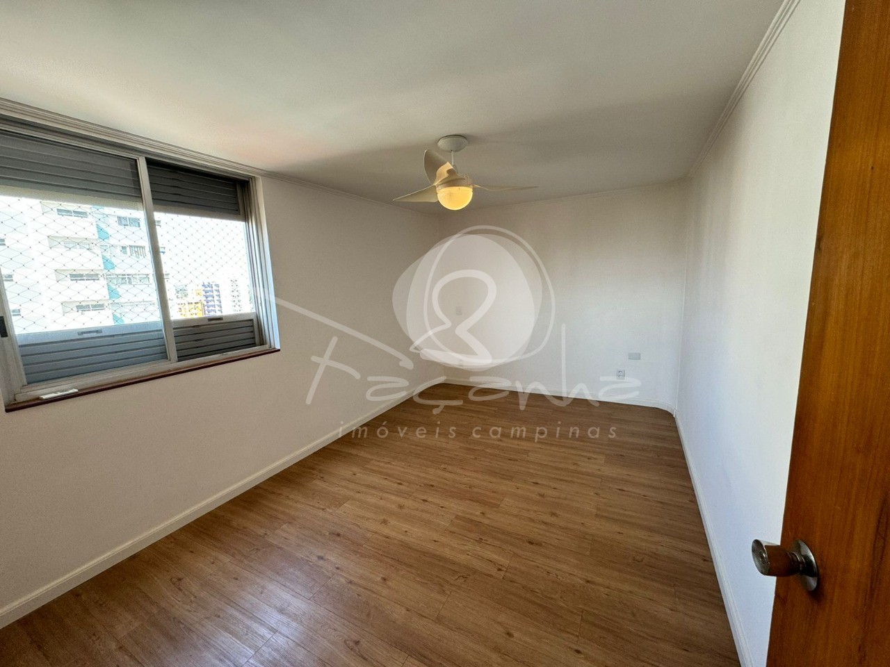 Apartamento à venda com 2 quartos, 135m² - Foto 10