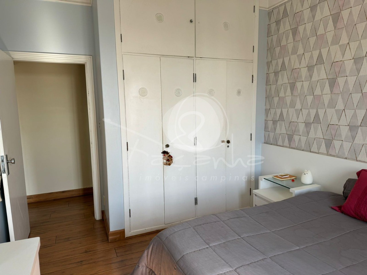 Apartamento à venda com 3 quartos, 153m² - Foto 9