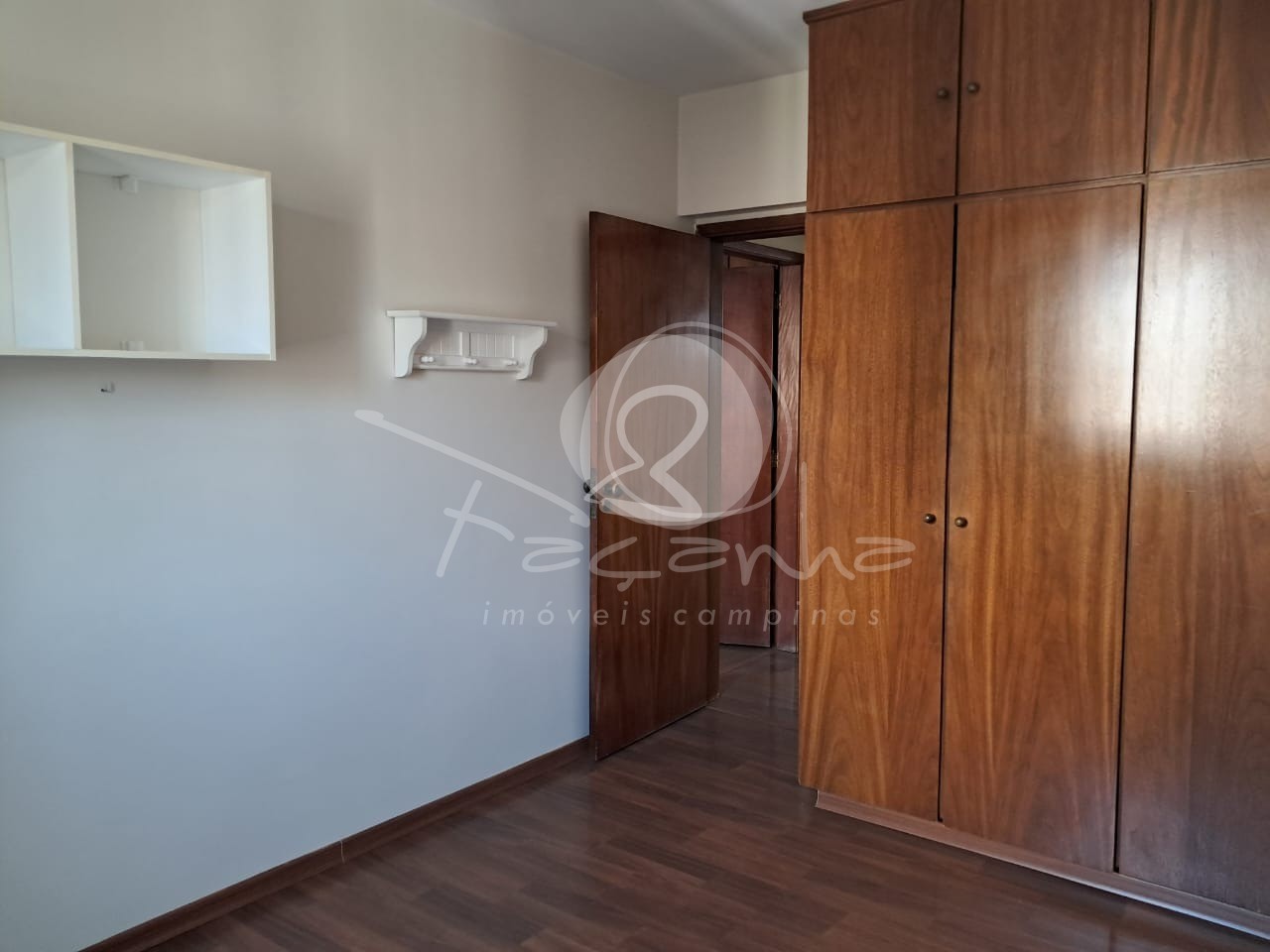 Apartamento à venda com 4 quartos, 156m² - Foto 9